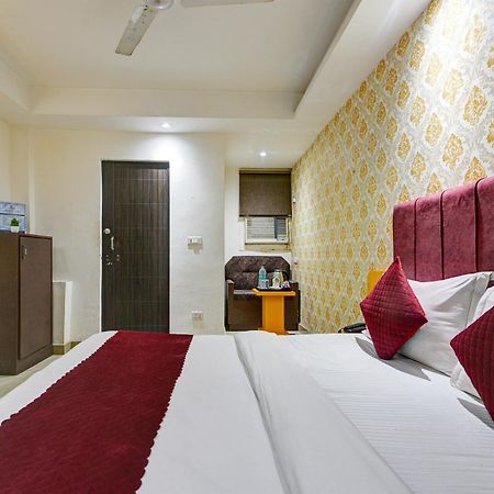 Hotel Platinum With Free Pickup-Delhi Airport Nuova Delhi Esterno foto
